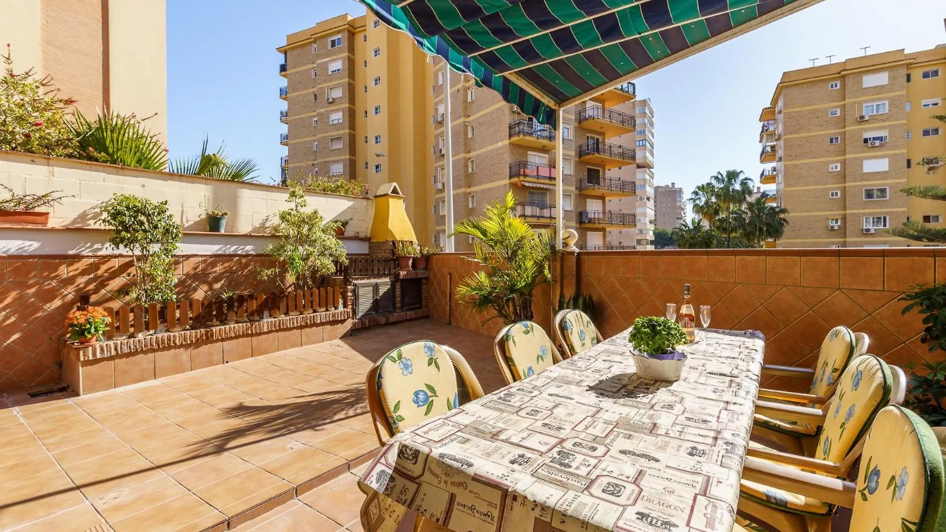 Malagasuite Relax & Pool Torremolinos Apartment
